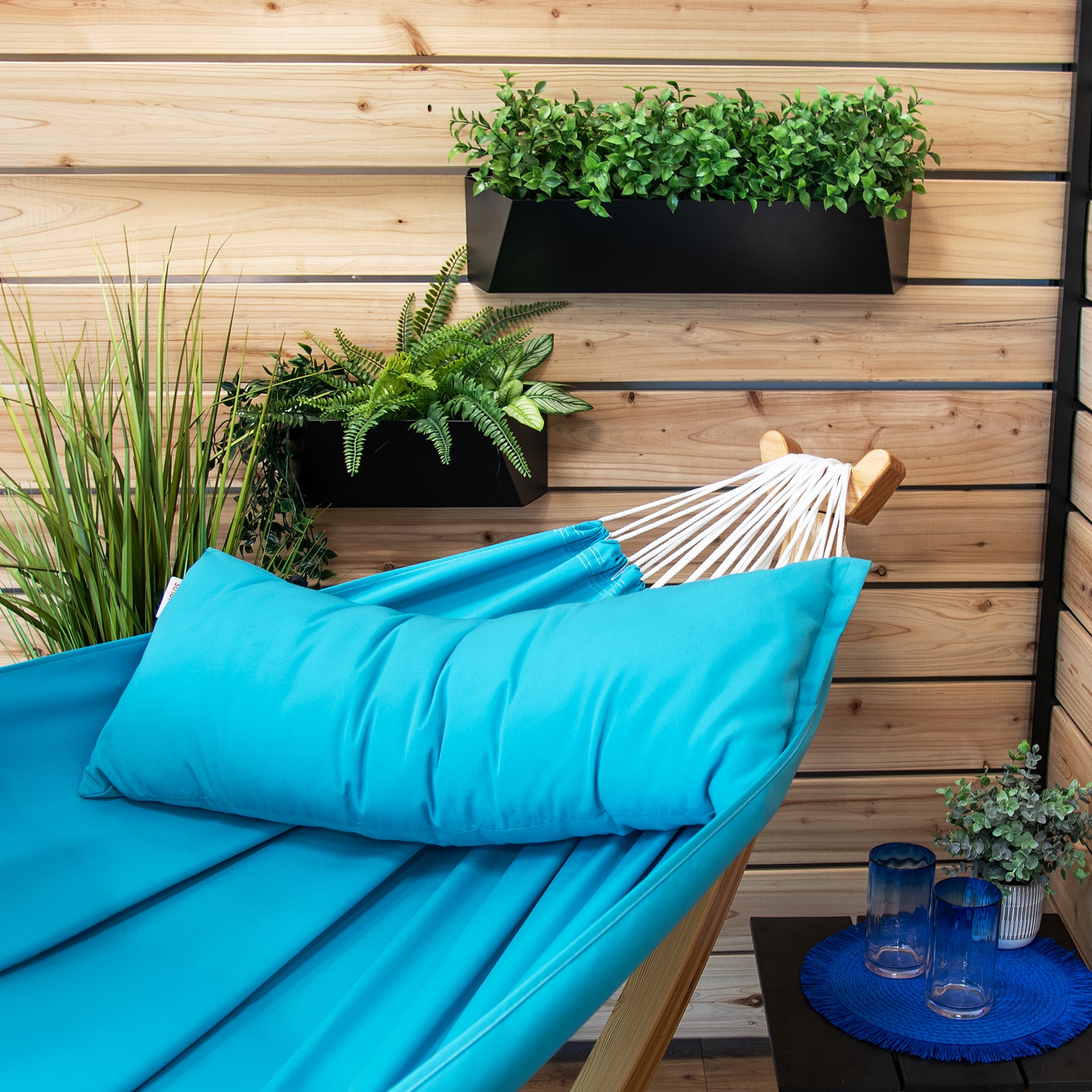 Double Sunbrella® Hammock with Solid Pine Stand (8ft/260cm) - Aruba