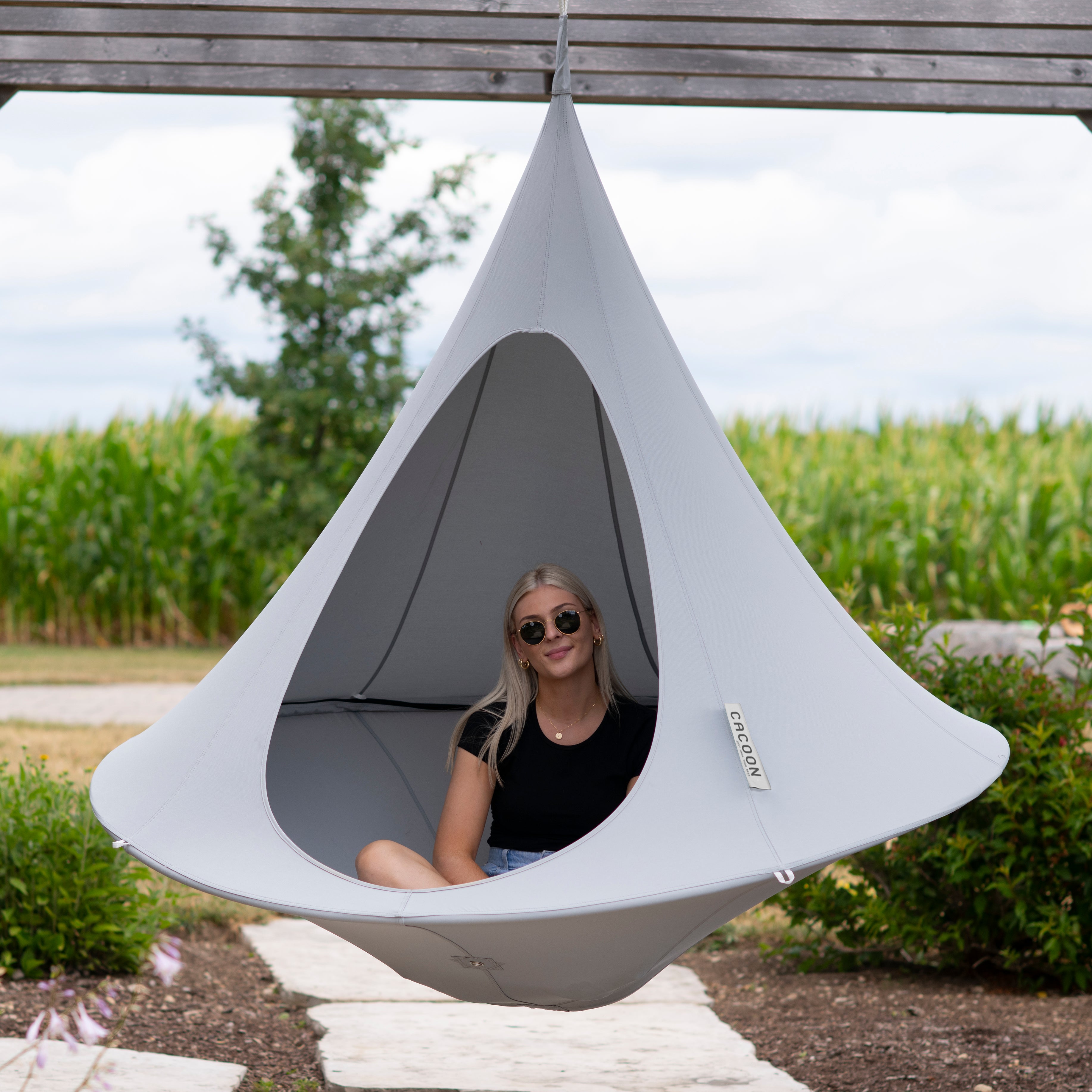 Cacoon Hanging Chairs - Nest-Style Indoor & Outdoor Loungers