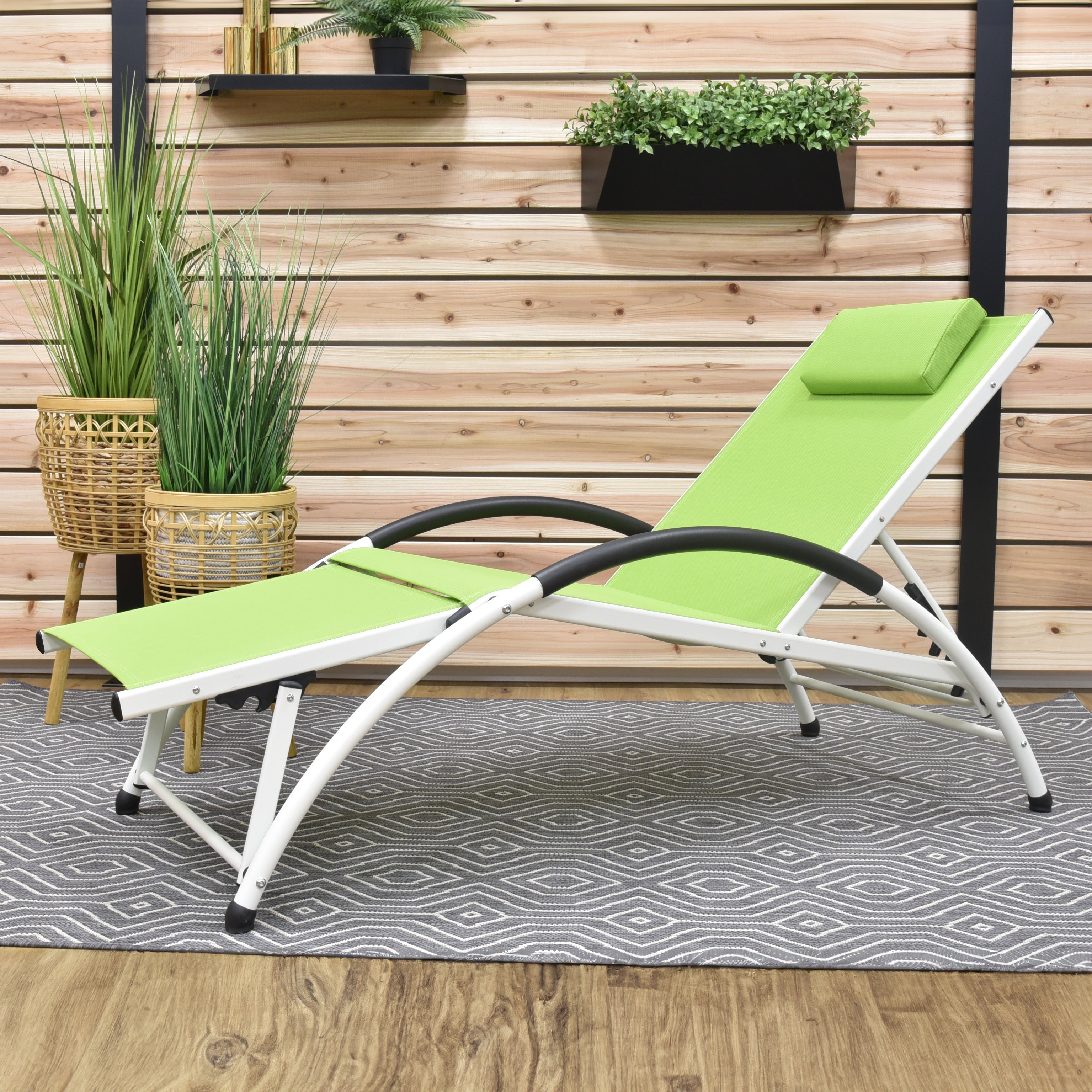 Dockside Aluminum Sun Lounger - Green Apple