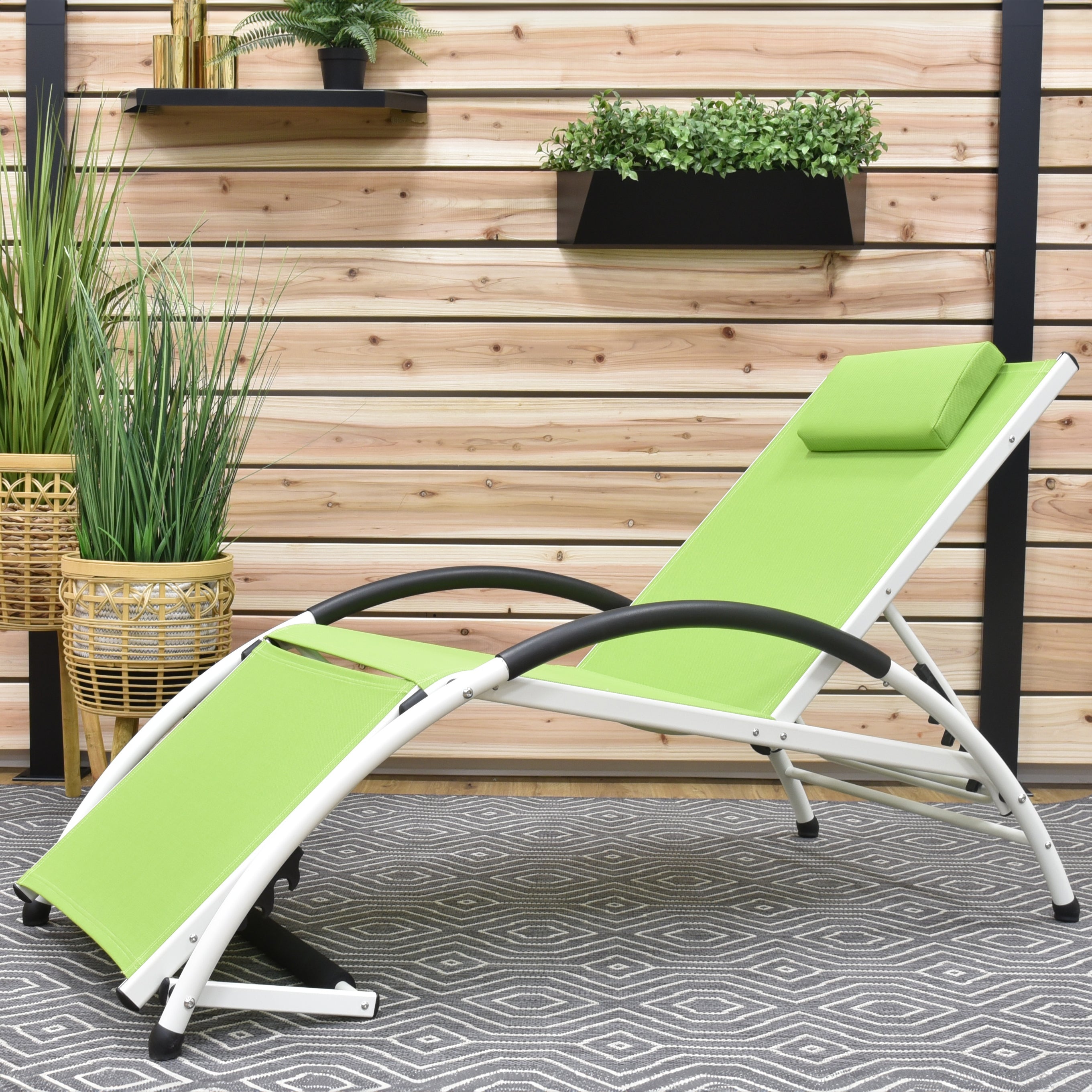 Dockside Aluminum Sun Lounger - Green Apple