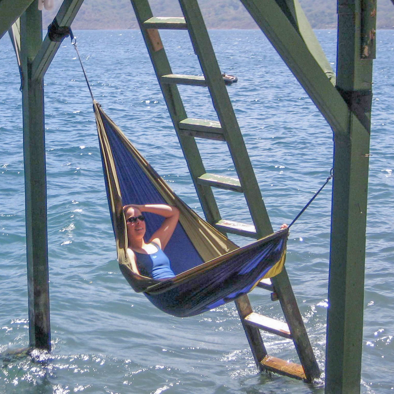 Parachute Camping Hammock - Navy & Olive