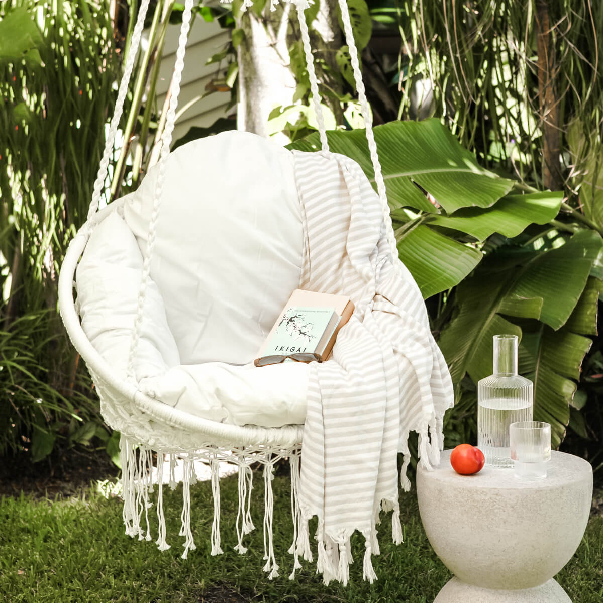 Deluxe Macrame Chair With Fringe - White